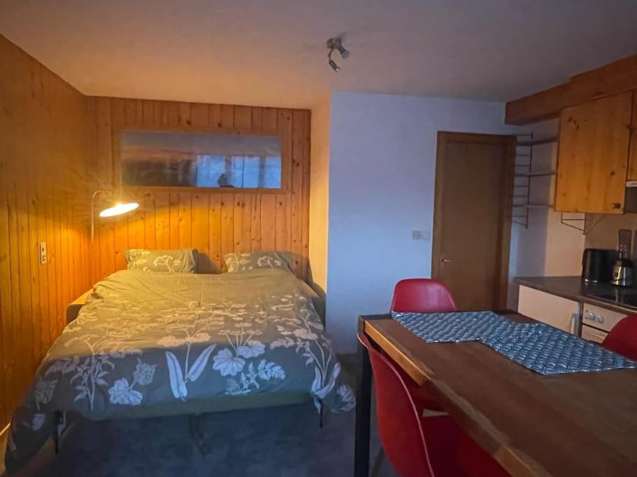 Petit Studio A Луртье Экстерьер фото